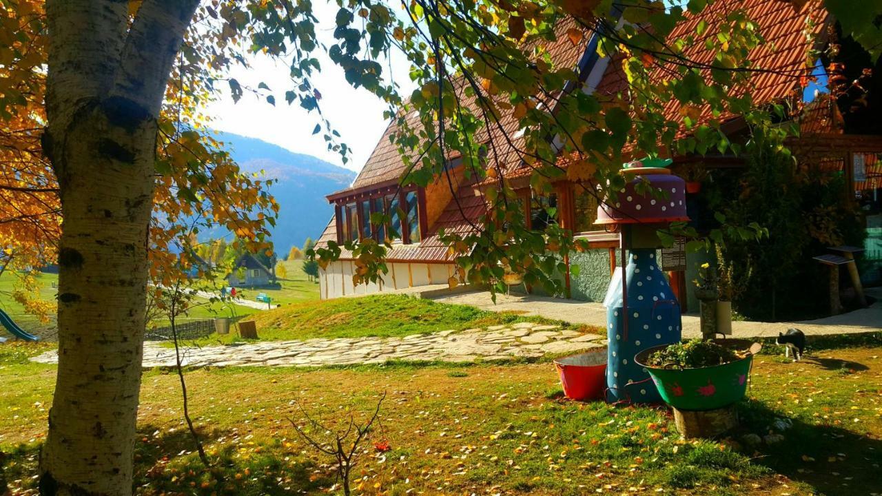 Etno Selo Montenegro Hotel Plužine Exterior foto